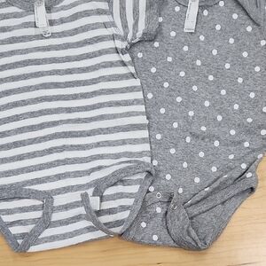 Rabbit Skins Gray and White Striped & Polka Dot One-Piece Bodysuit Set